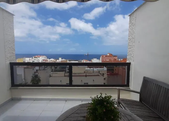 Central Studio With Sea View Balcony! شقة بويرتو ذي لا كروز