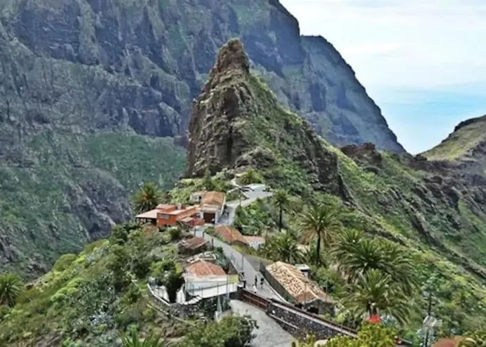 Central Studio With Sea View Balcony! * بويرتو ذي لا كروز