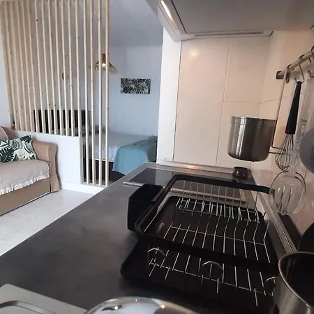 Appartement With Sea View Balcony!