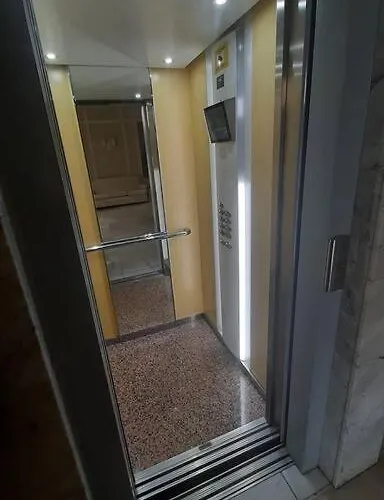 Apartman Central Studio With Sea View Balcony!