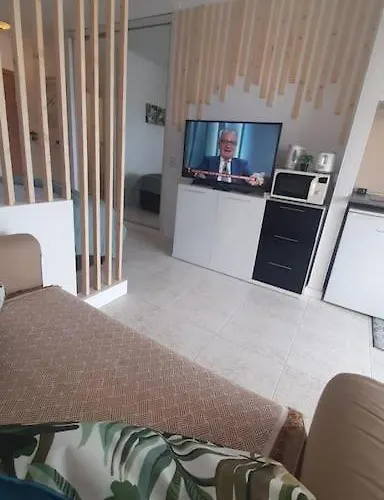 Central Studio With Sea View Balcony! Apartamento